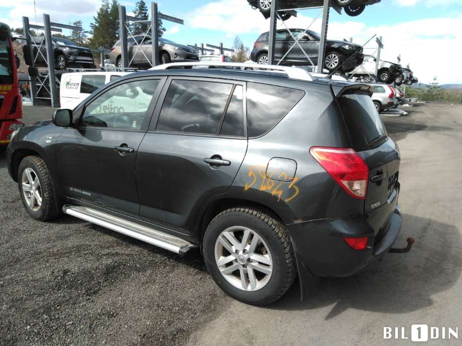 Toyota RAV4 2006-2009 (Type III, Fase 1) , Motorkode: 2AD-FTV, Girkassekode: 