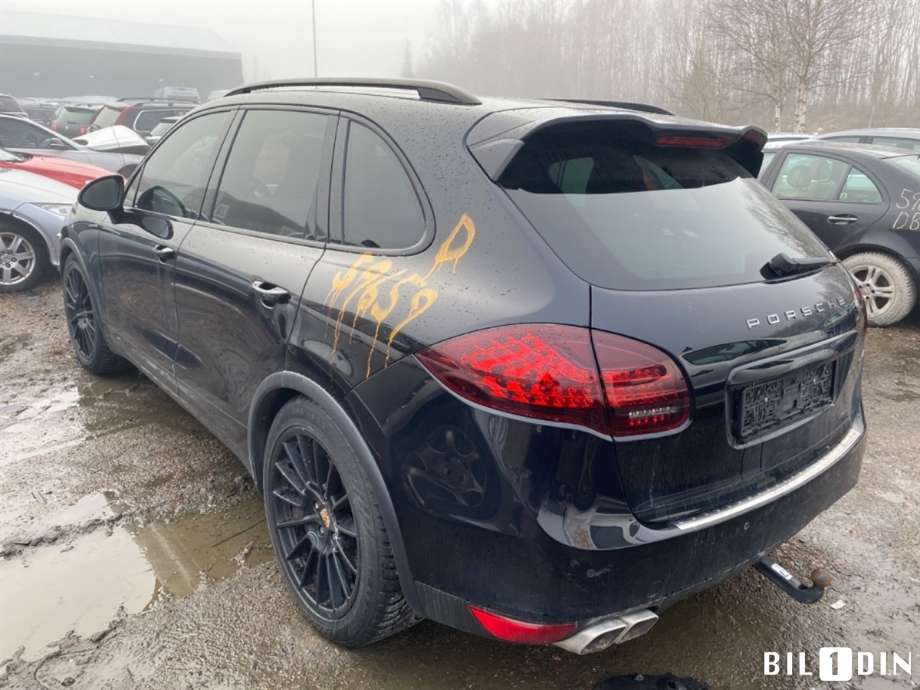 Porsche Cayenne 2010-2017 (92A) (92A), Motorkode: MCR.CA, Girkassekode: