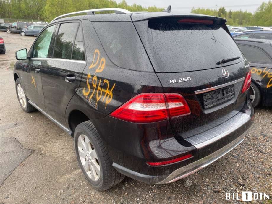 Mercedes ML 2011-2015 (Fase 1) (W166) (W166), Motorkode: OM651.960, Girkassekode: