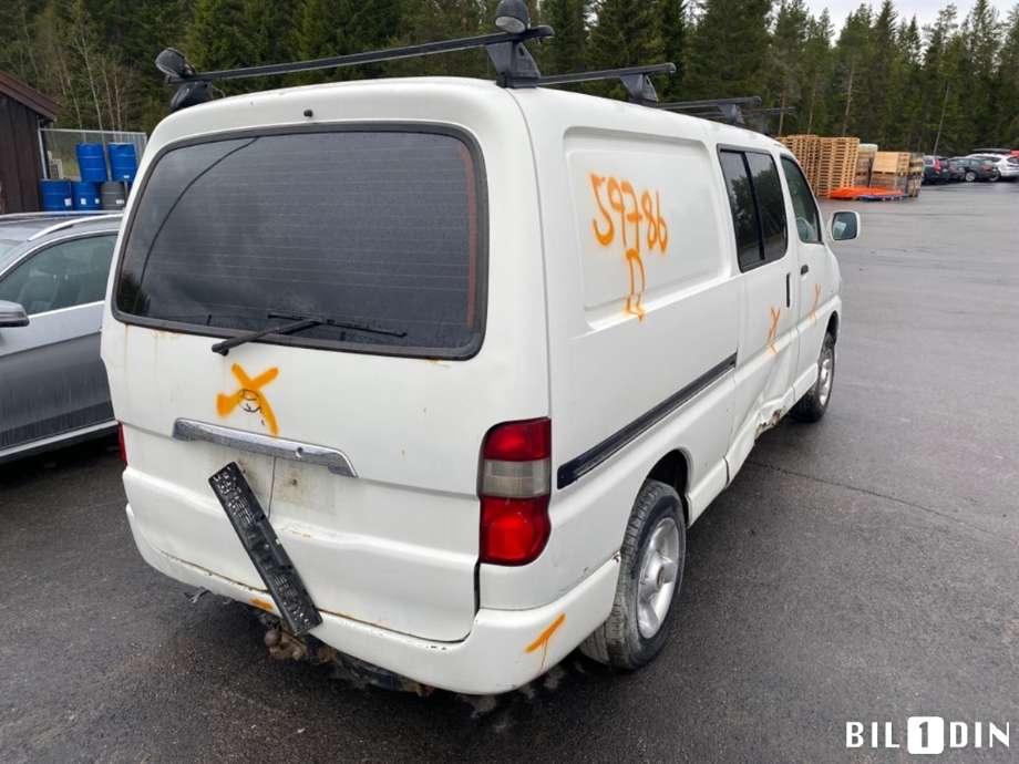 Toyota Hiace 2007-2012 (Fase 3) , Motorkode: 2KD-FTV, Girkassekode: