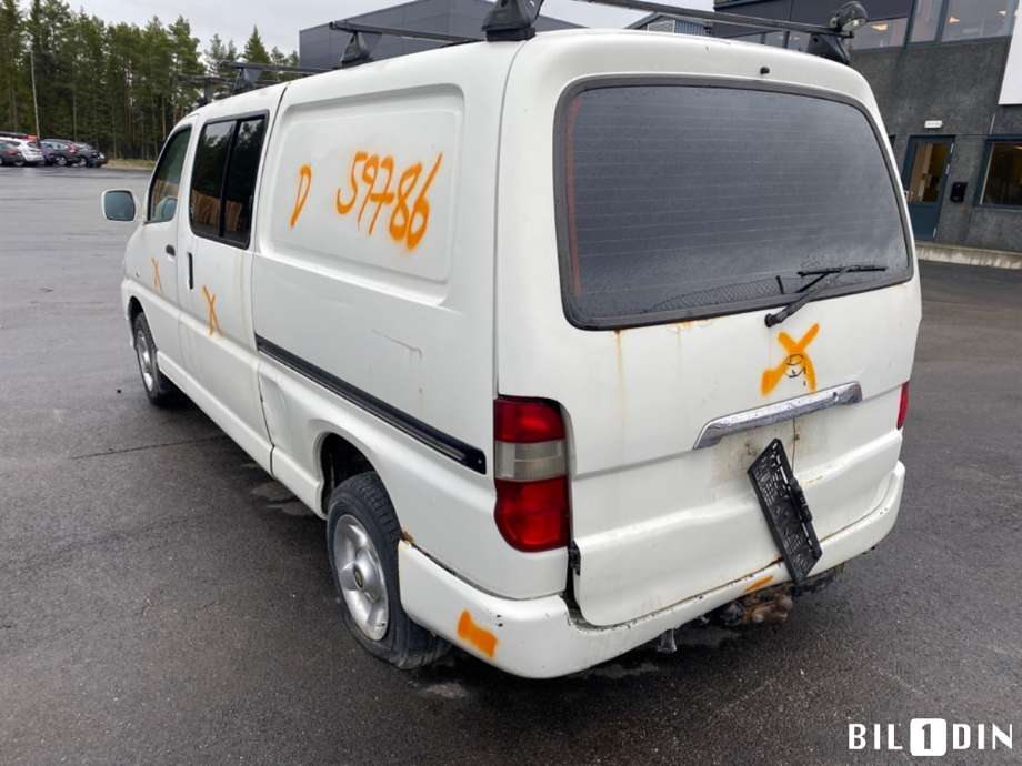 Toyota Hiace 2007-2012 (Fase 3) , Motorkode: 2KD-FTV, Girkassekode: