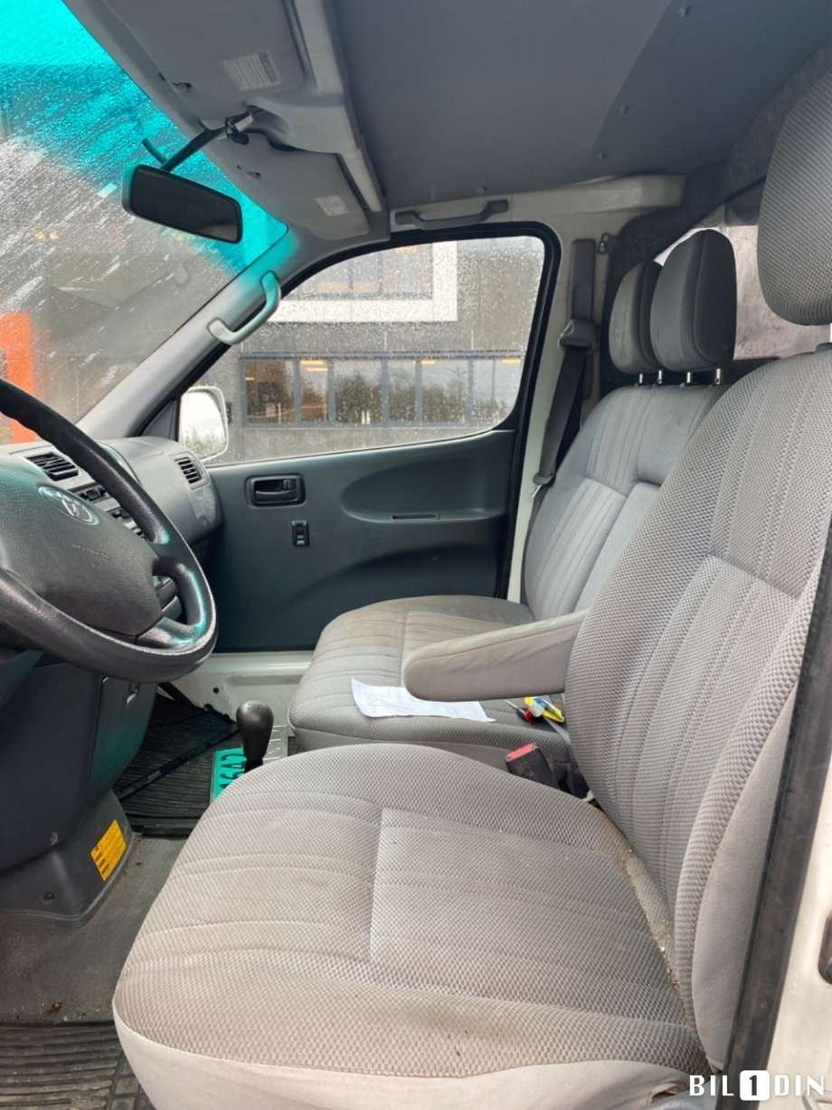 Toyota Hiace 2007-2012 (Fase 3) , Motorkode: 2KD-FTV, Girkassekode: