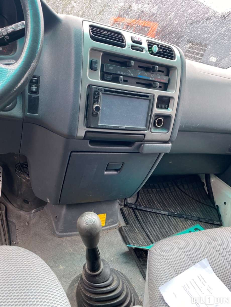 Toyota Hiace 2007-2012 (Fase 3) , Motorkode: 2KD-FTV, Girkassekode: