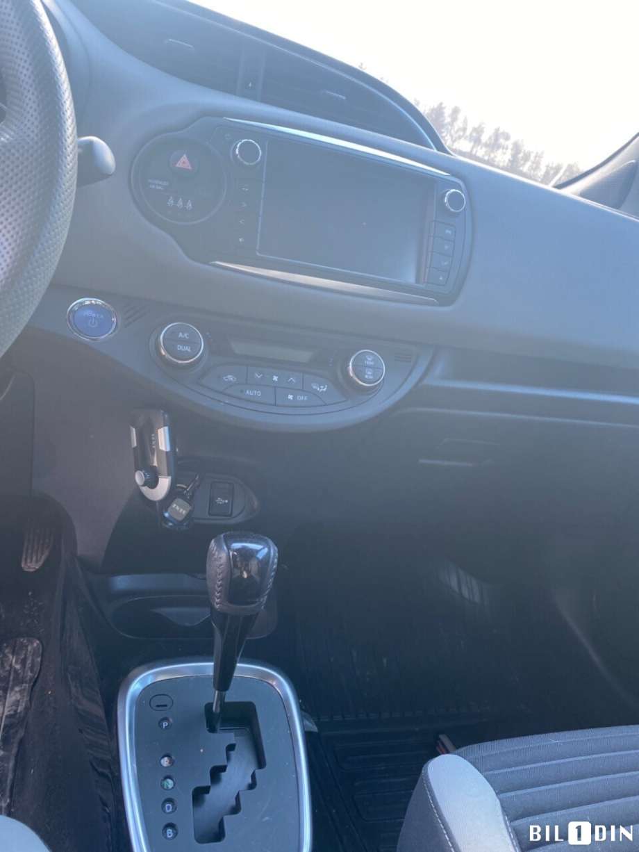 Toyota Yaris 2012-2014 (Type III, Fase 1) , Motorkode: 1NZ-FXE, Girkassekode: 