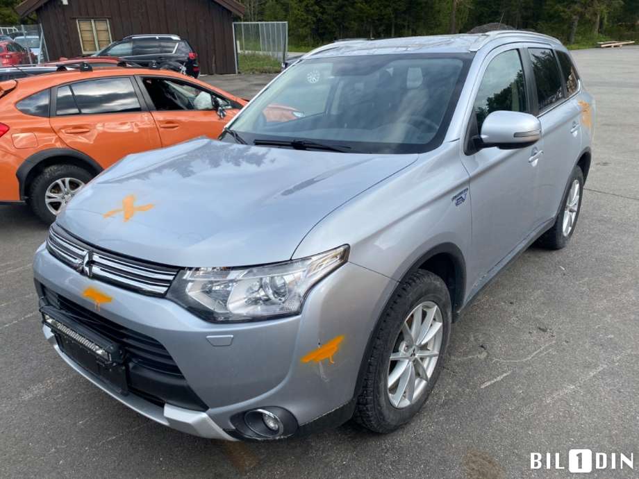 Mitsubishi Outlander 2015-->> (Type III, Fase 2) , Motorkode: 4B11, Girkassekode: 