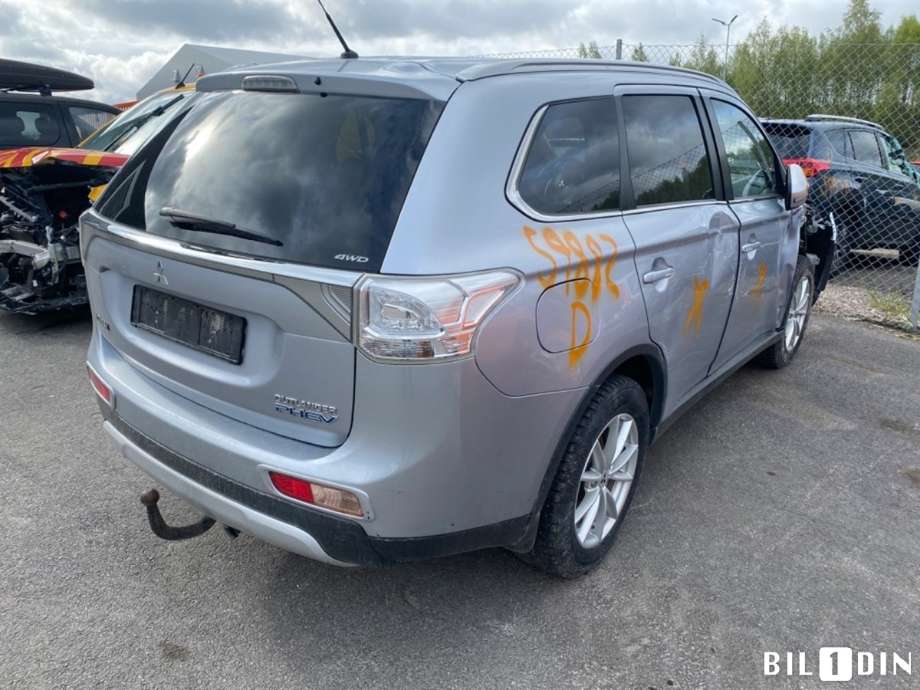 Mitsubishi Outlander 2015-->> (Type III, Fase 2) , Motorkode: 4B11, Girkassekode: 
