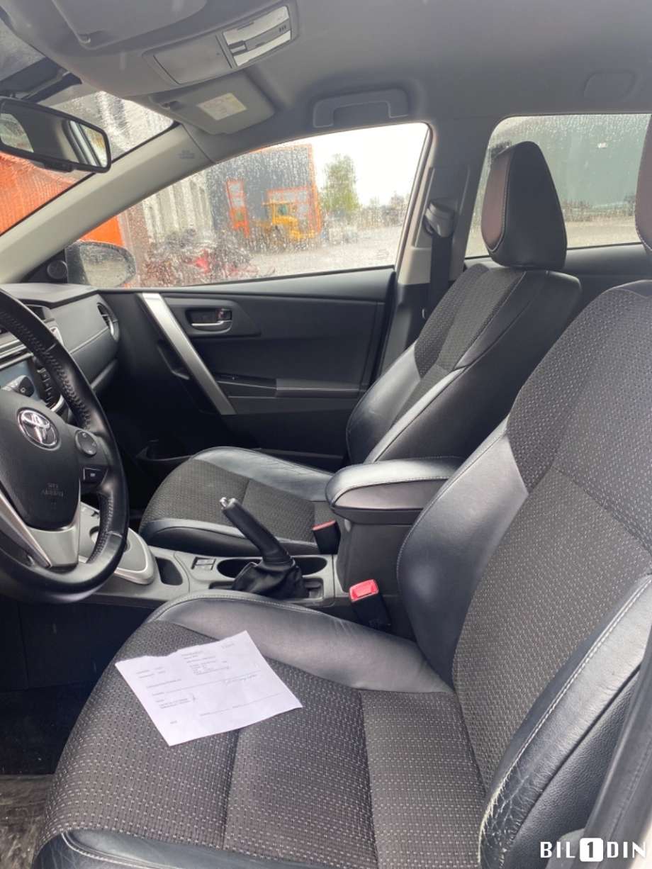 Toyota Auris 2015-2019 (Type II, Fase 2) , Motorkode: 2ZR-FXE, Girkassekode: 