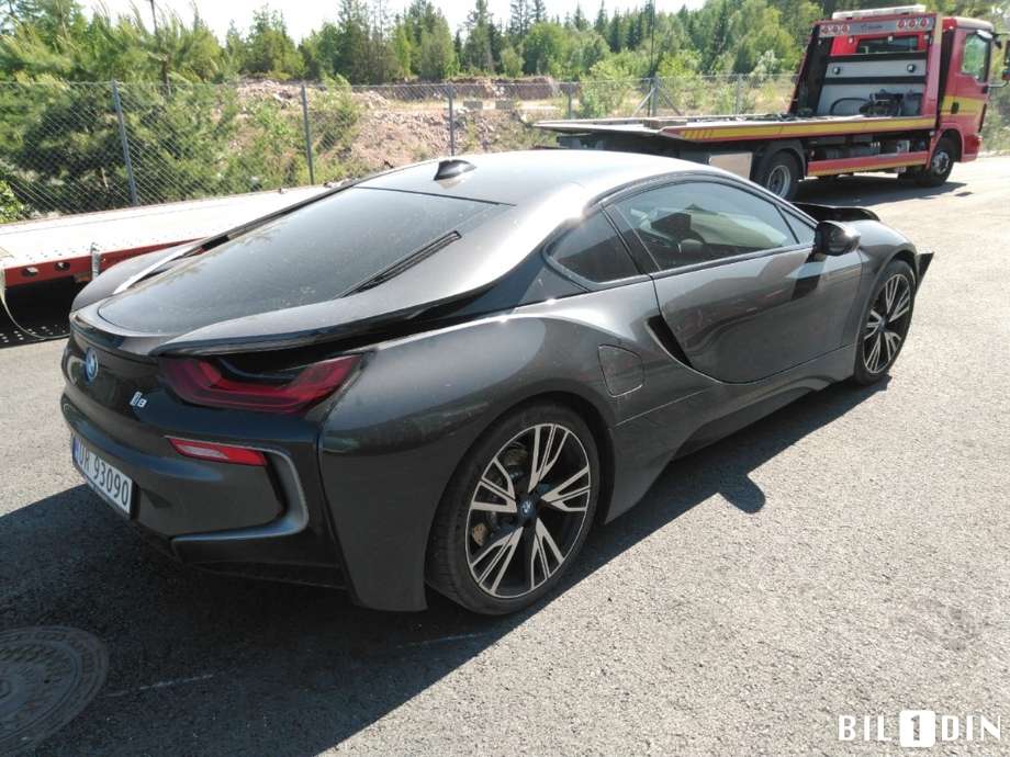 BMW i8 2014-->> , Motorkode: B38-K15A, Girkassekode: 