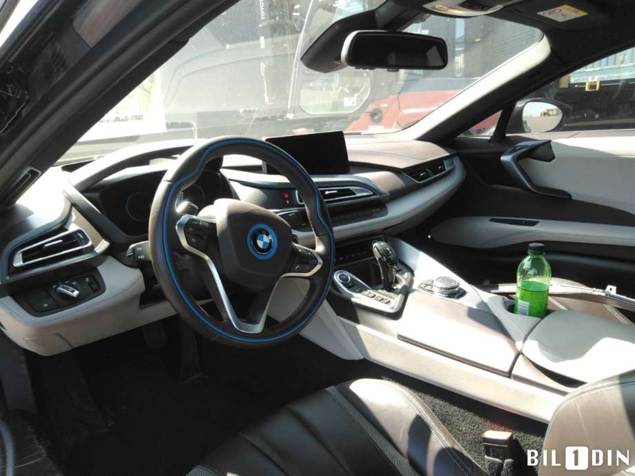 BMW i8 2014-->> , Motorkode: B38-K15A, Girkassekode: 