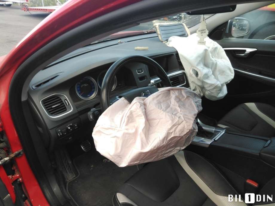 Volvo V60 2010-2013 (Type I, Fase 1) , Motorkode: D4162T, Girkassekode: 
