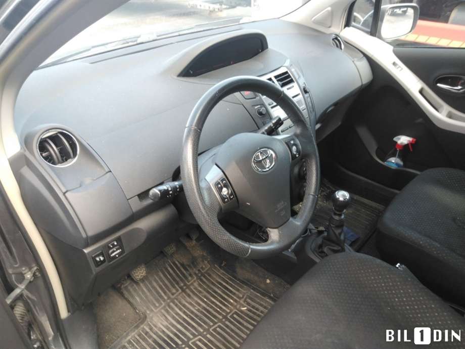 Toyota Yaris 2009-2011 (Type II, Fase 2) , Motorkode: 1NR-FE, Girkassekode: 