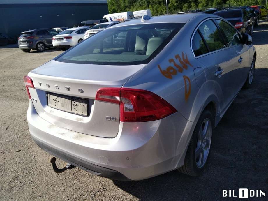 Volvo S60 2010-2014 (Type II, Fase 1) , Motorkode: D5204T2, Girkassekode: 
