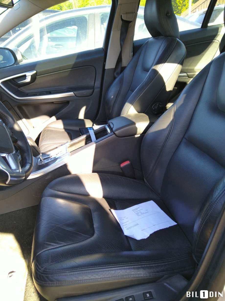 Volvo S60 2010-2014 (Type II, Fase 1) , Motorkode: D5204T2, Girkassekode: 