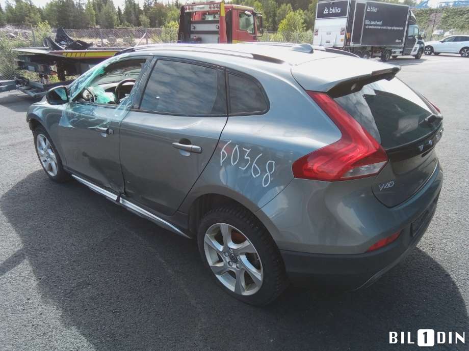 Volvo V40 2012-2019 , Motorkode: D4204T8, Girkassekode: 