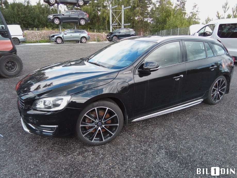 Volvo V60/V60 CC 2013-2018 (Type I, Fase 2) , Motorkode: D5244T20, Girkassekode: 