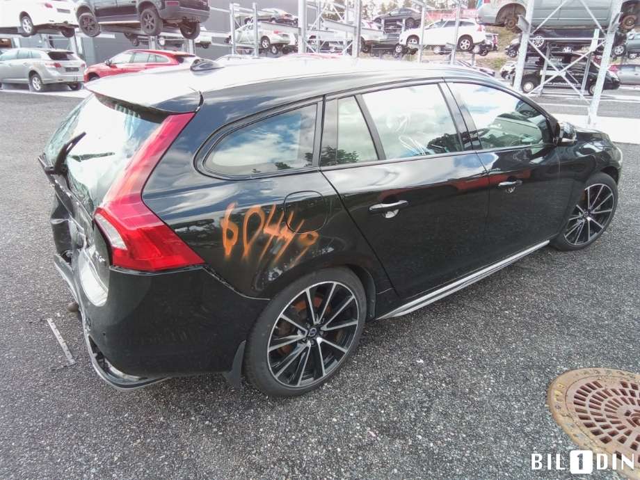 Volvo V60/V60 CC 2013-2018 (Type I, Fase 2) , Motorkode: D5244T20, Girkassekode: 
