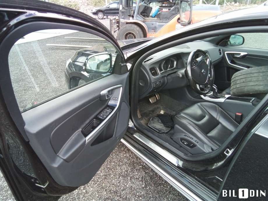 Volvo V60/V60 CC 2013-2018 (Type I, Fase 2) , Motorkode: D5244T20, Girkassekode: 