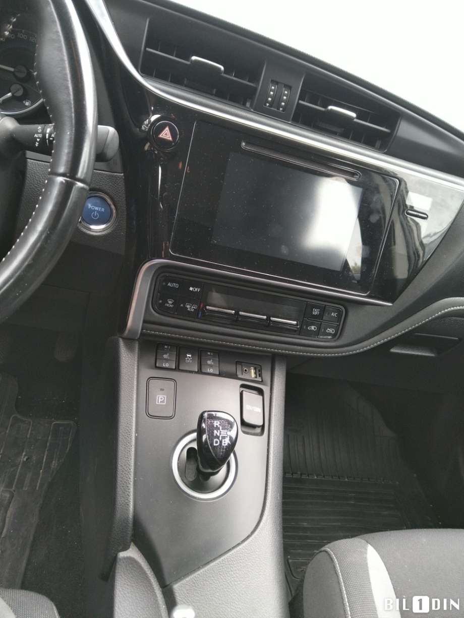 Toyota Auris 2015-2019 (Type II, Fase 2) , Motorkode: 2ZR-FXE, Girkassekode: 