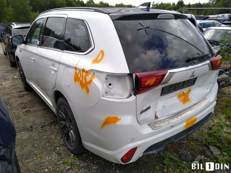 Mitsubishi Outlander 2015-->> (Type III, Fase 2) , Motorkode: 4B11, Girkassekode: 