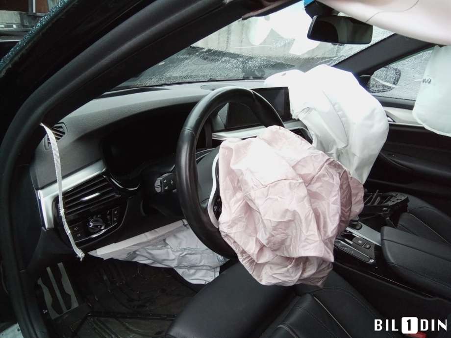 BMW 5-Serie 2017-->> (G30/G31) (G30/G31), Motorkode: B48-B20A, Girkassekode: 