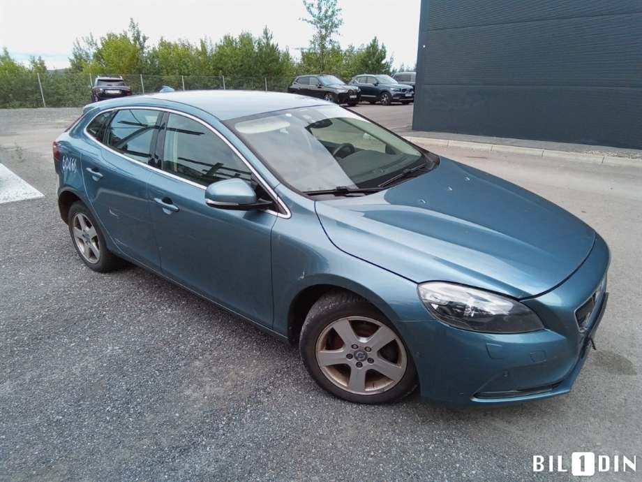 Volvo V40 2012-2019 , Motorkode: D4162T, Girkassekode: 