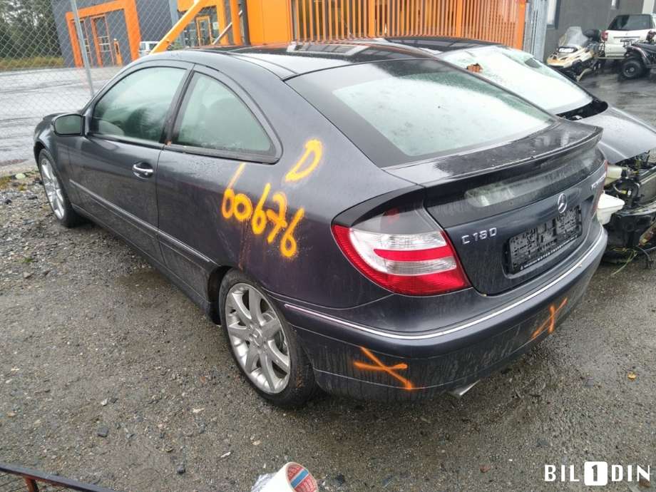 Mercedes C-Klasse 2004-2007 (Fase 2) (W203) (W203), Motorkode: M271.946, Girkassekode: 