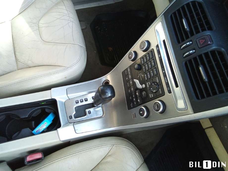 Volvo XC60 2008-2013 (Type I, Fase 1) , Motorkode: D5244T5, Girkassekode: 