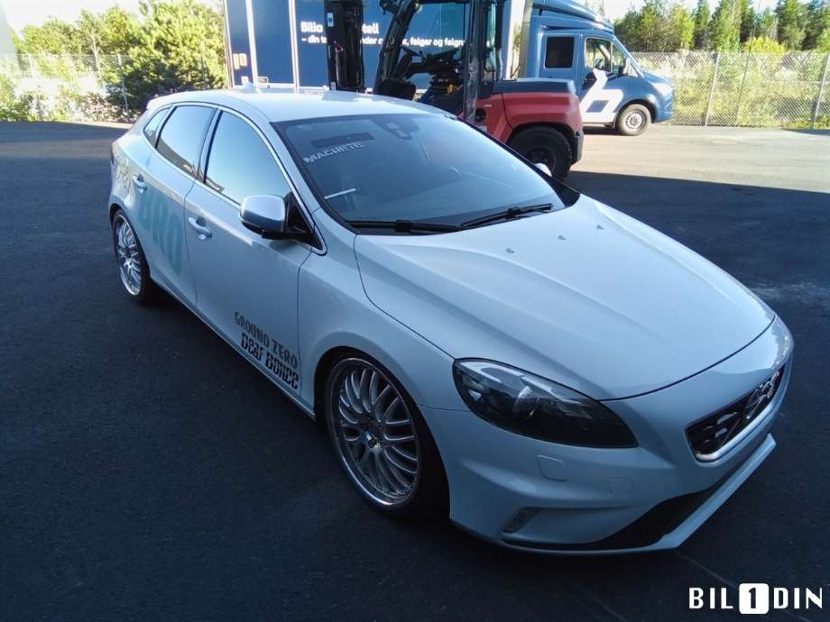 Volvo V40 2012-2019 , Motorkode: D4162T, Girkassekode: 