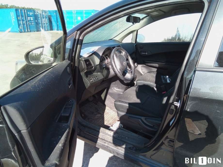 Toyota Verso-S 2011-2015 (COMBI) (COMBI), Motorkode: 1NR-FE, Girkassekode: 