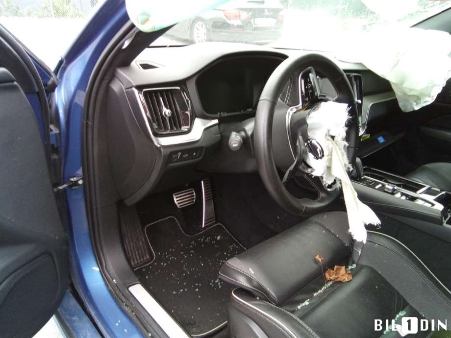 Volvo V60 / V60 CC 2018-->> (Type II) , Motorkode: B4204T46, Girkassekode: 