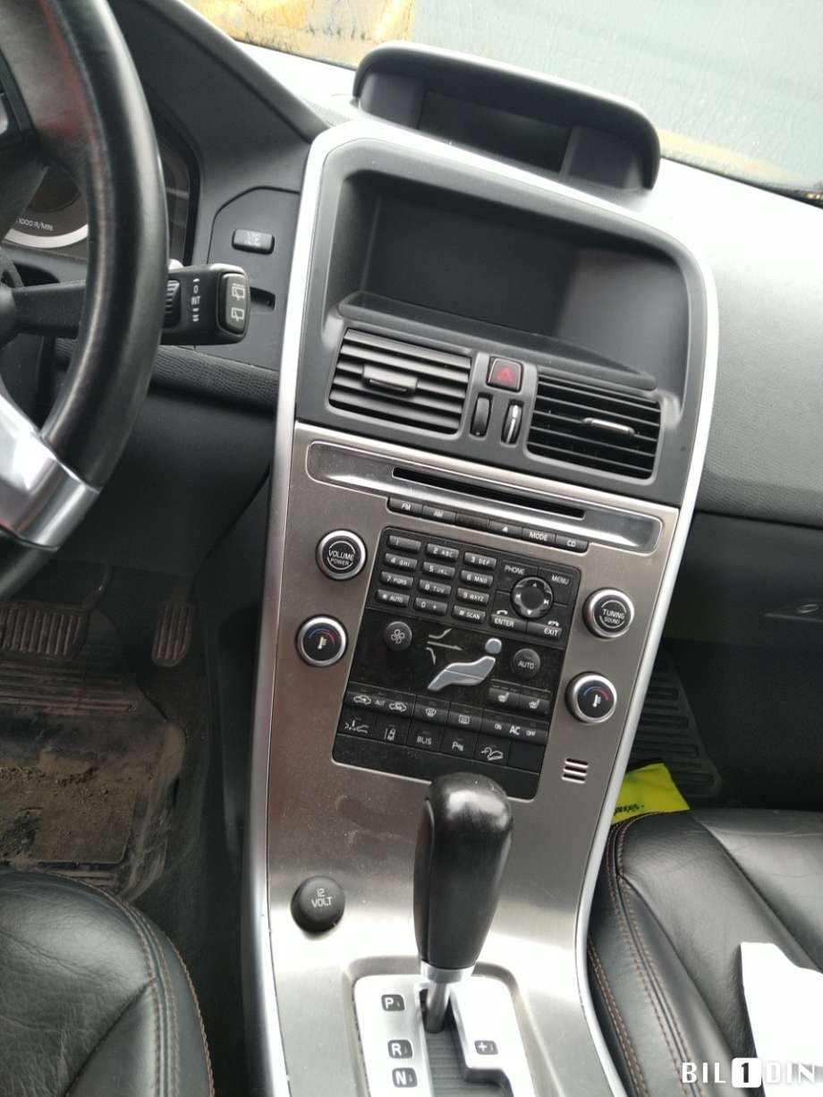 Volvo XC60 2008-2013 (Type I, Fase 1) , Motorkode: D5244T16, Girkassekode: 