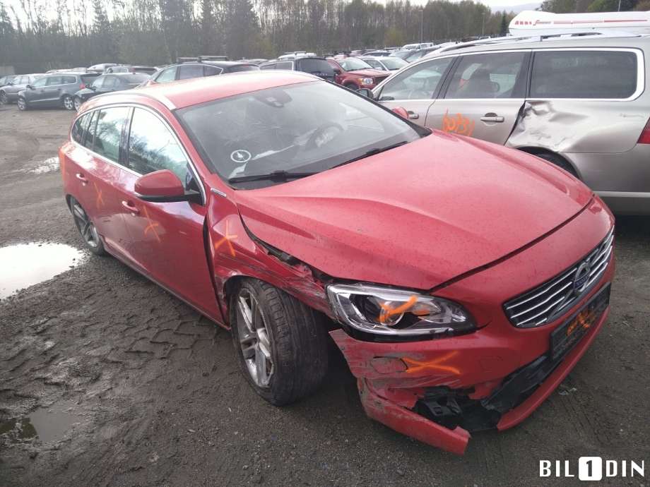 Volvo V60/V60 CC 2013-2018 (Type I, Fase 2) , Motorkode: D87PHEV, Girkassekode: 