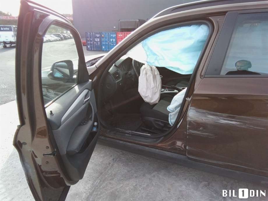 BMW X1 2009-2015 (E84) (E84), Motorkode: N47-D20C, Girkassekode: 