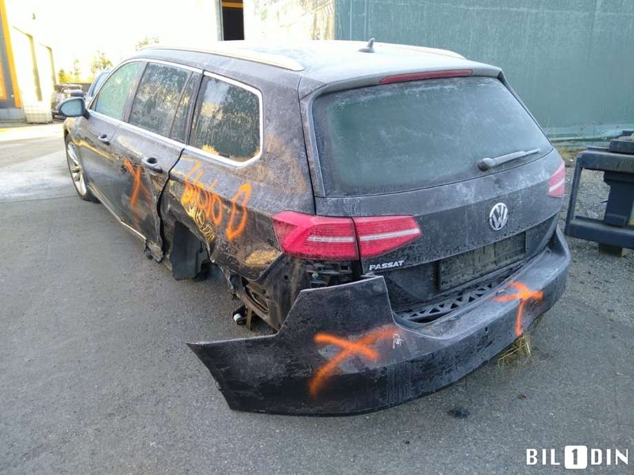 VW Passat 2015-2019 (Fase 1) (B8) (B8), Motorkode: CRLB;DFEA, Girkassekode: 