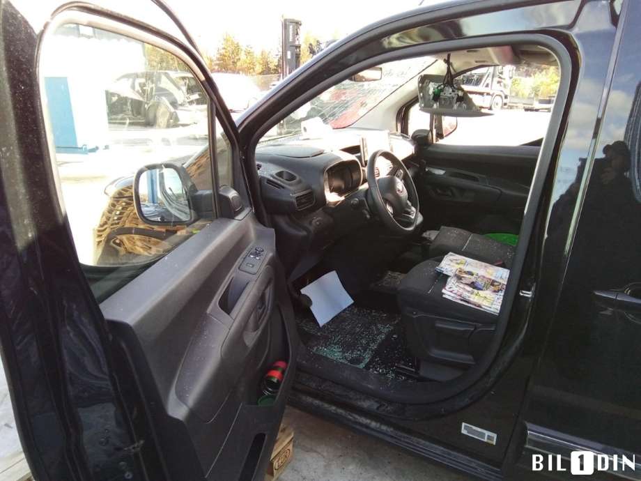 Toyota Proace 2016-->> (Type II) , Motorkode: DV5RD, Girkassekode: 