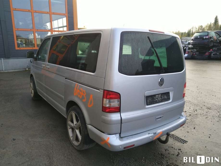VW Transporter / Caravelle 2003-2009 (Fase 1) (T5) (T5), Motorkode: AXD;BNZ, Girkassekode: 