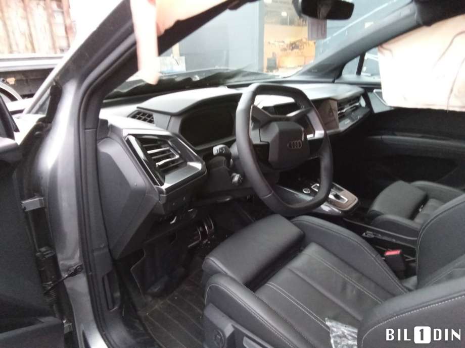 Audi Q4 e-tron 2021-->> , Motorkode: , Girkassekode:
