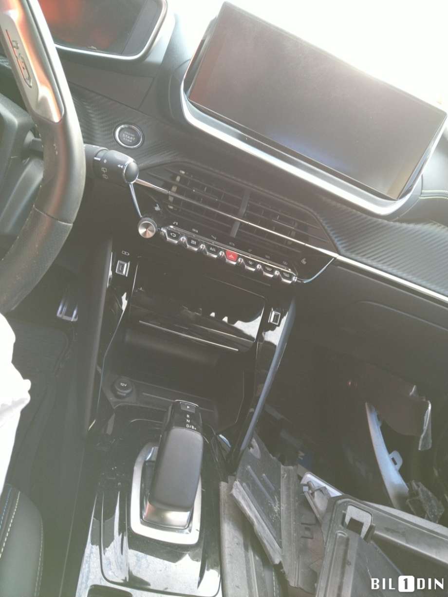 Peugeot 208 2019-->> (Type II) , Motorkode: ZKX, Girkassekode: