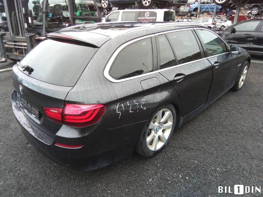 BMW 5-Serie 2010-2017 (F10/F11) (F10/F11), Motorkode: N47-D20C, Girkassekode: 