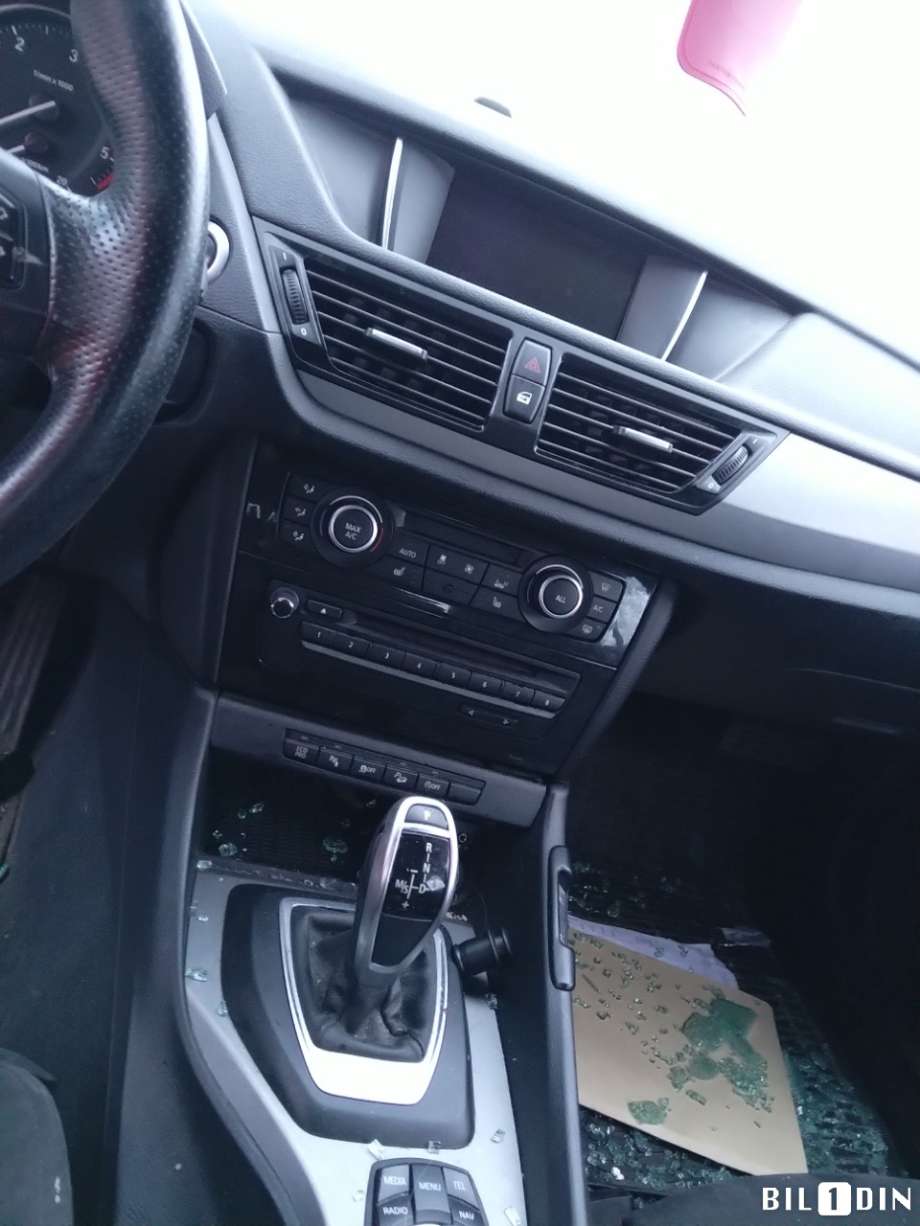 BMW X1 2009-2015 (E84) (E84), Motorkode: N47-D20C, Girkassekode: