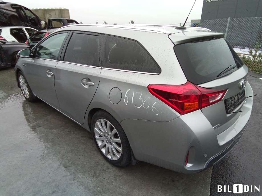 Toyota Auris 2013-2015 (Type II, Fase 1) , Motorkode: 2ZR-FXE, Girkassekode: 