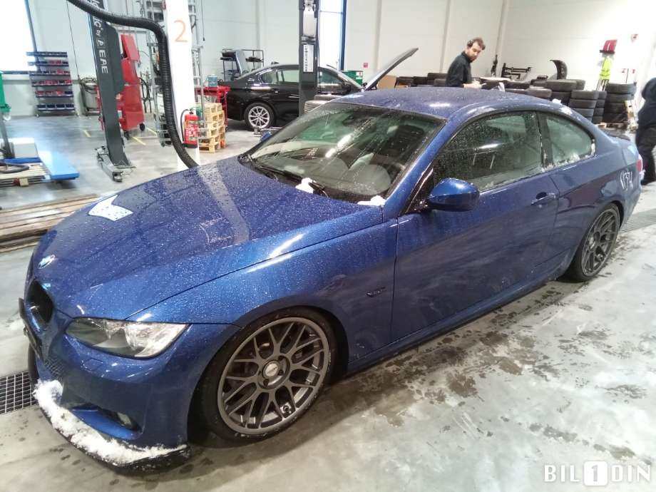 BMW 3-Serie 2005-2011 (E90/E91/E92/E93) (E90/E91/E92/E93), Motorkode: M57-TUD30, Girkassekode: