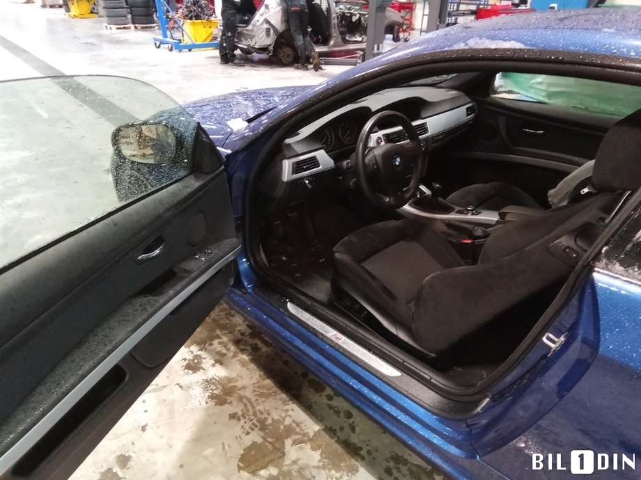 BMW 3-Serie 2005-2011 (E90/E91/E92/E93) (E90/E91/E92/E93), Motorkode: M57-TUD30, Girkassekode: