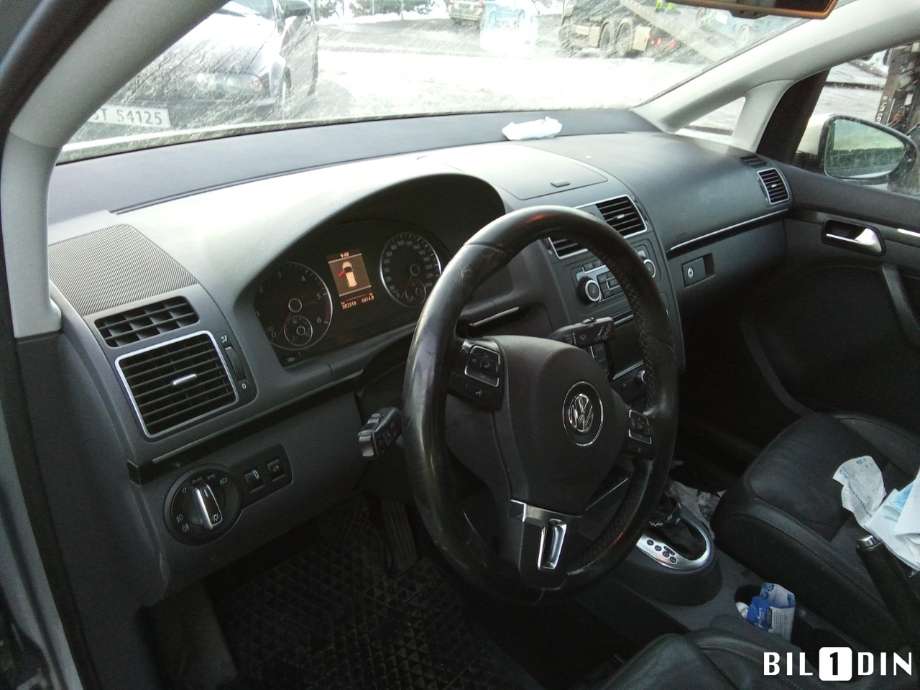 VW Touran 2010-2015 (Type I, Fase 3) , Motorkode: CFHC, Girkassekode: 