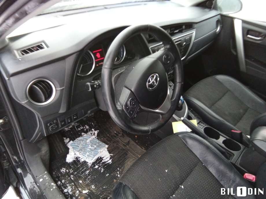 Toyota Auris 2013-2015 (Type II, Fase 1) , Motorkode: 2ZR-FXE, Girkassekode:
