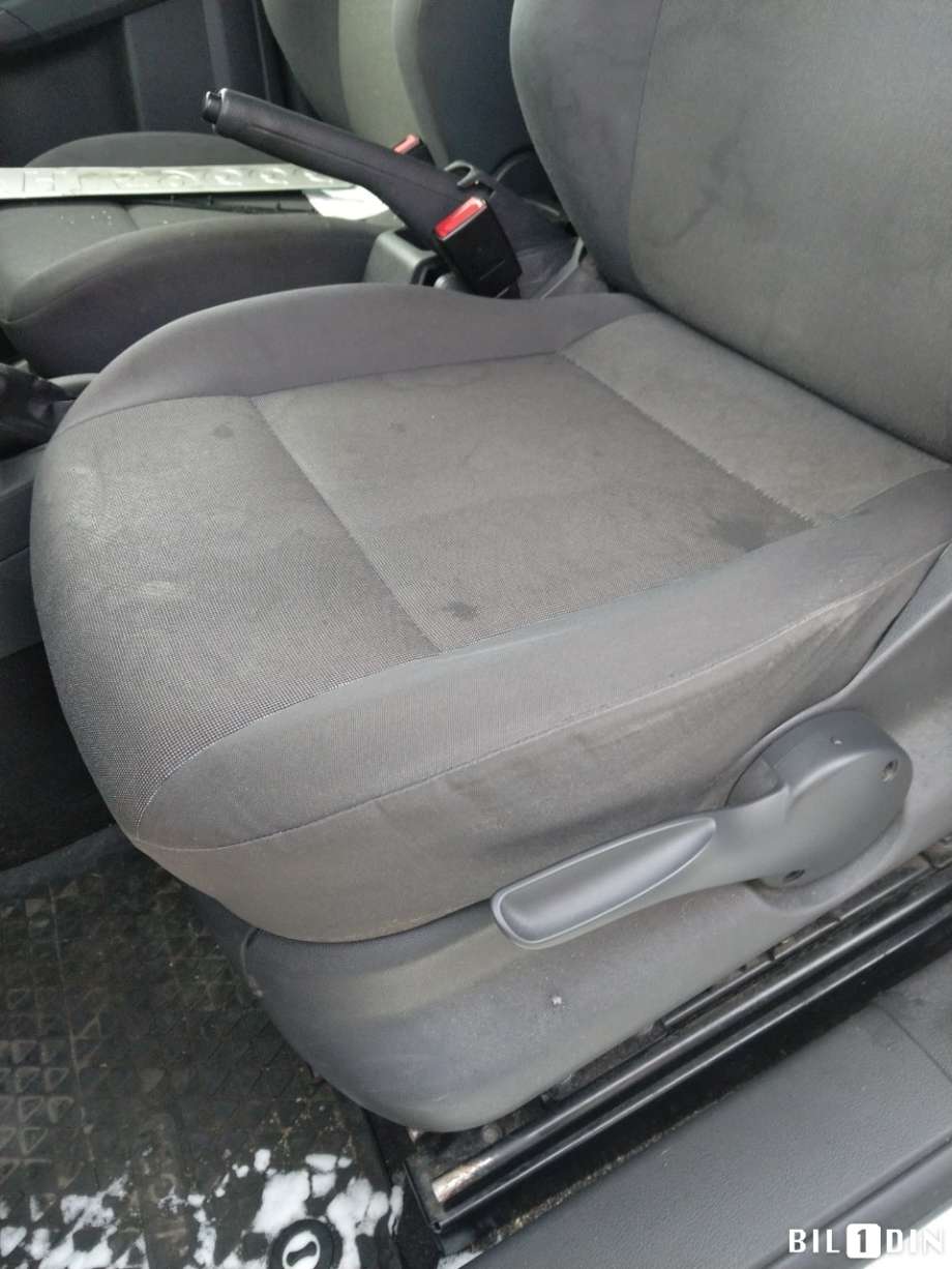 VW Caddy 2010-2015 (Type III, Fase 2) , Motorkode: CAYD, Girkassekode:
