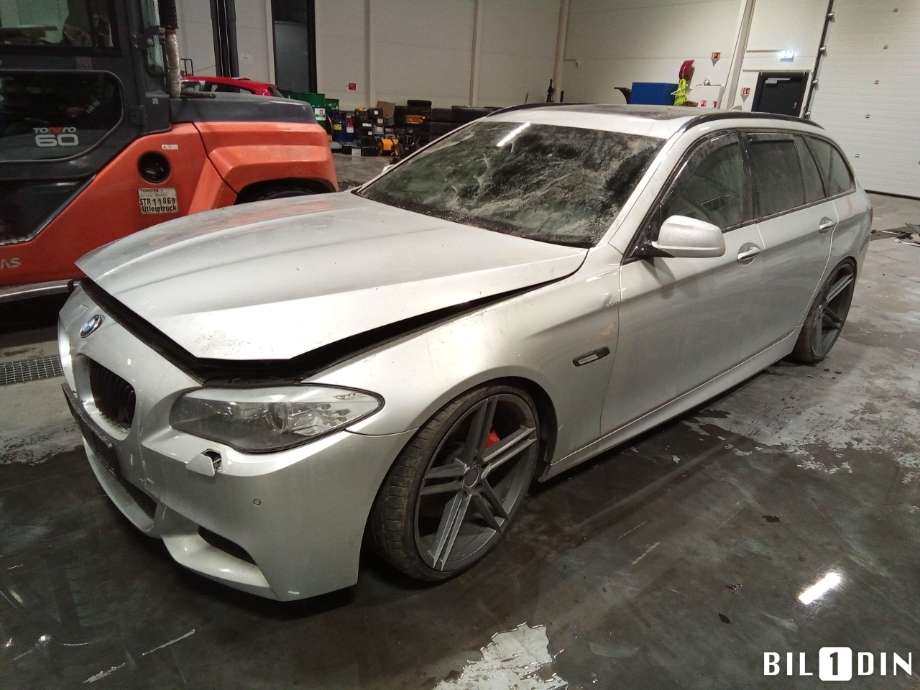 BMW 5-Serie 2010-2017 (F10/F11) (F10/F11), Motorkode: N57-D30B, Girkassekode: 
