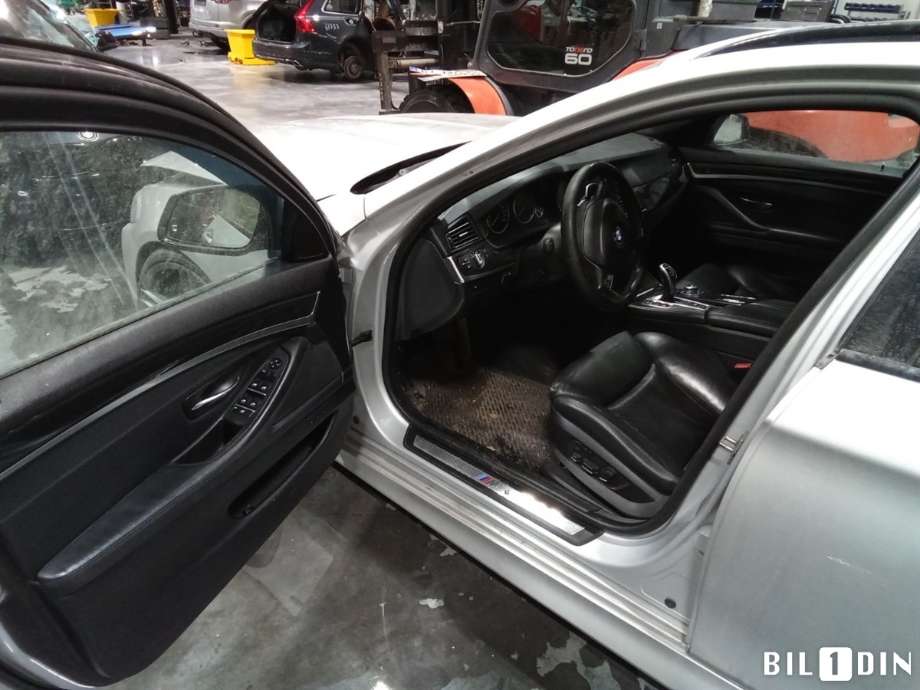 BMW 5-Serie 2010-2017 (F10/F11) (F10/F11), Motorkode: N57-D30B, Girkassekode: 