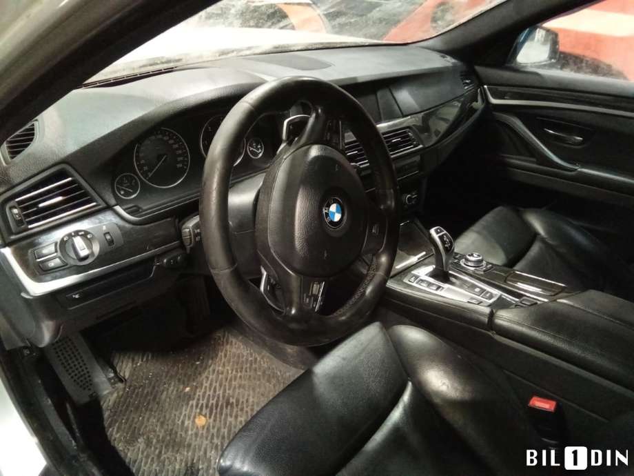 BMW 5-Serie 2010-2017 (F10/F11) (F10/F11), Motorkode: N57-D30B, Girkassekode: 