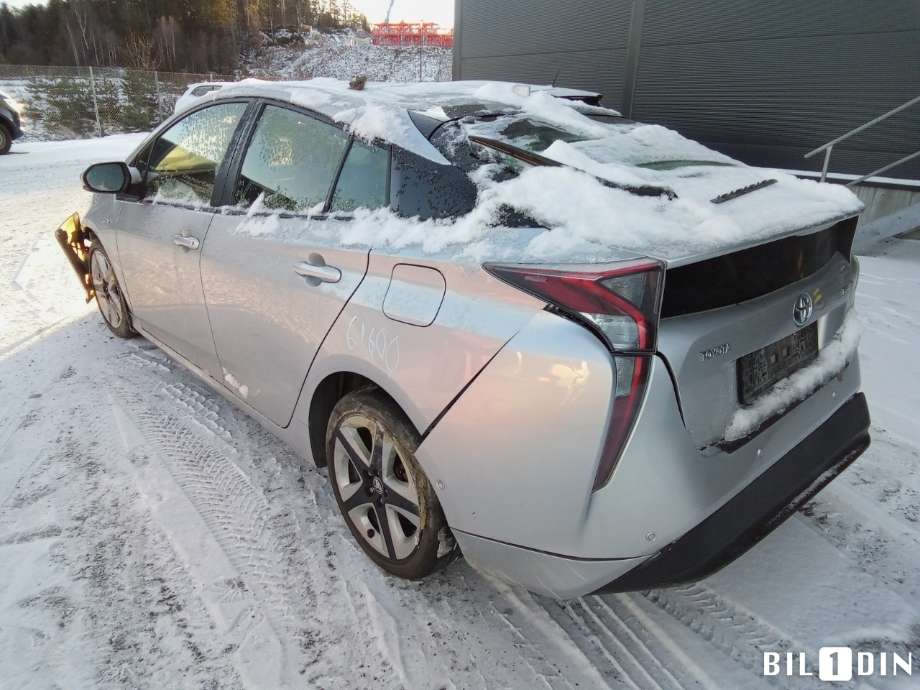 Toyota Prius 2016-2023 (Type IV) (combi) (combi), Motorkode: 2ZR-FXE, Girkassekode: 